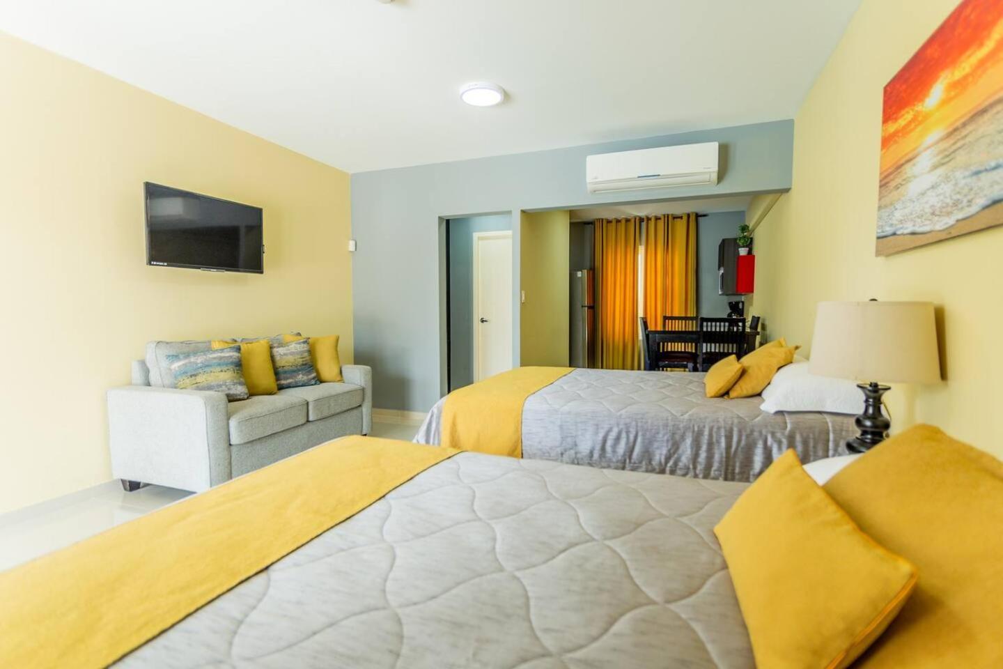 Juanedu Suites Oranjestad Exterior foto